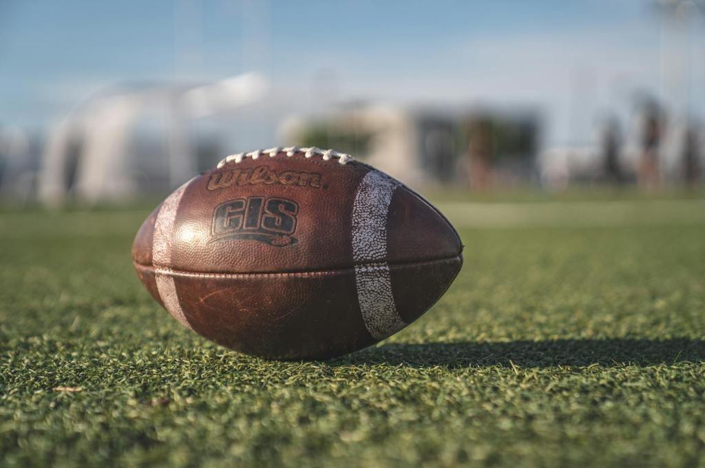 Thanksgiving Weekend Football: Injury Prevention&nbsp;Tips